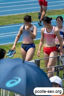 陸上競技　100ｍフィニッシュ後