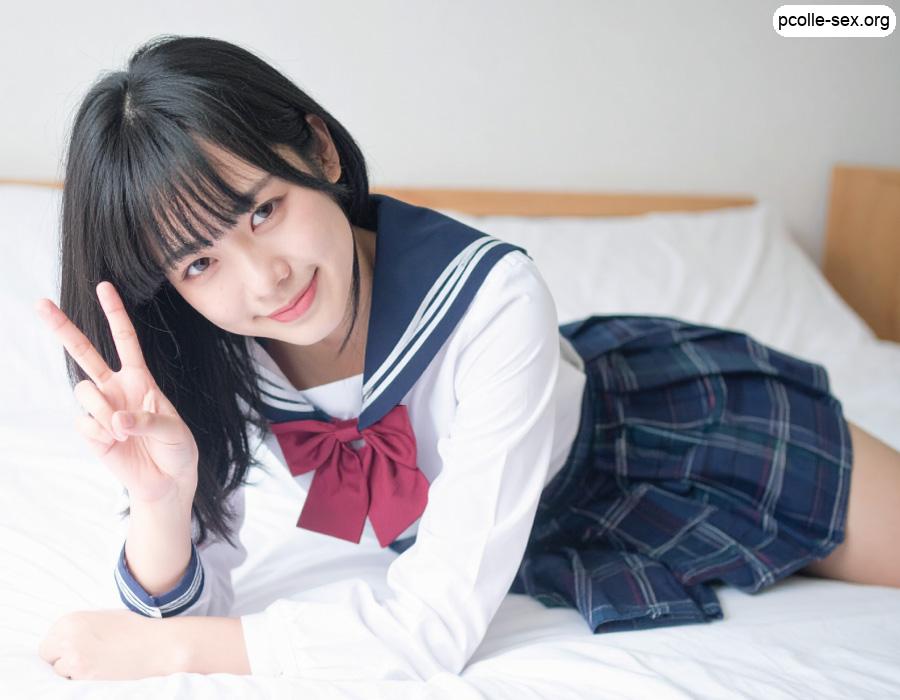 ピース制服Vol.1【高品質AI美女】清楚でキュートにピース